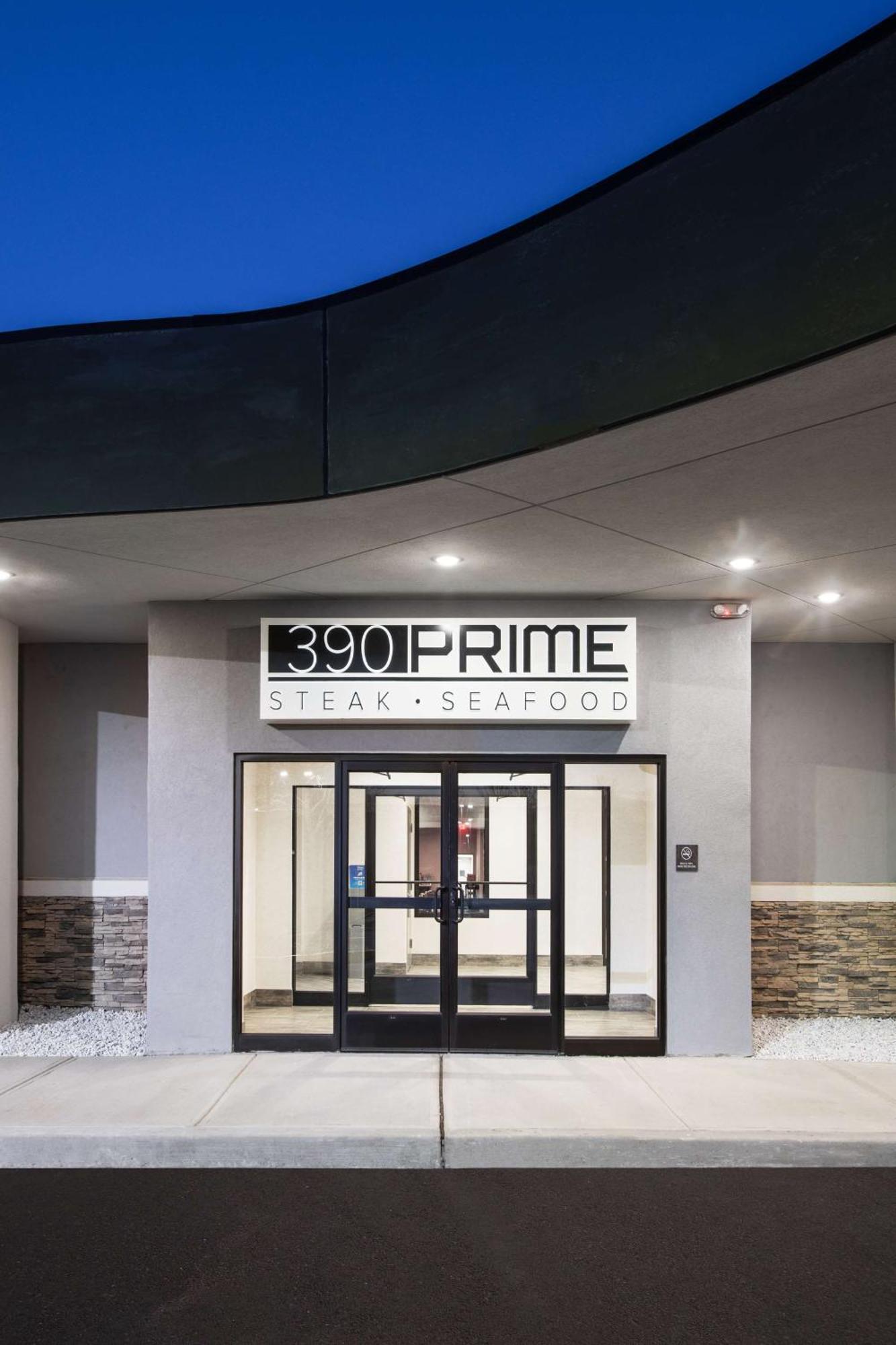 Hotel Doubletree By Hilton Monroe Township Cranbury Rossmoor Exterior foto